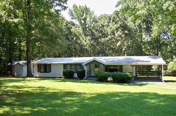 4.88 Acres of Land with Home for Sale in Eatonton, Georgia
