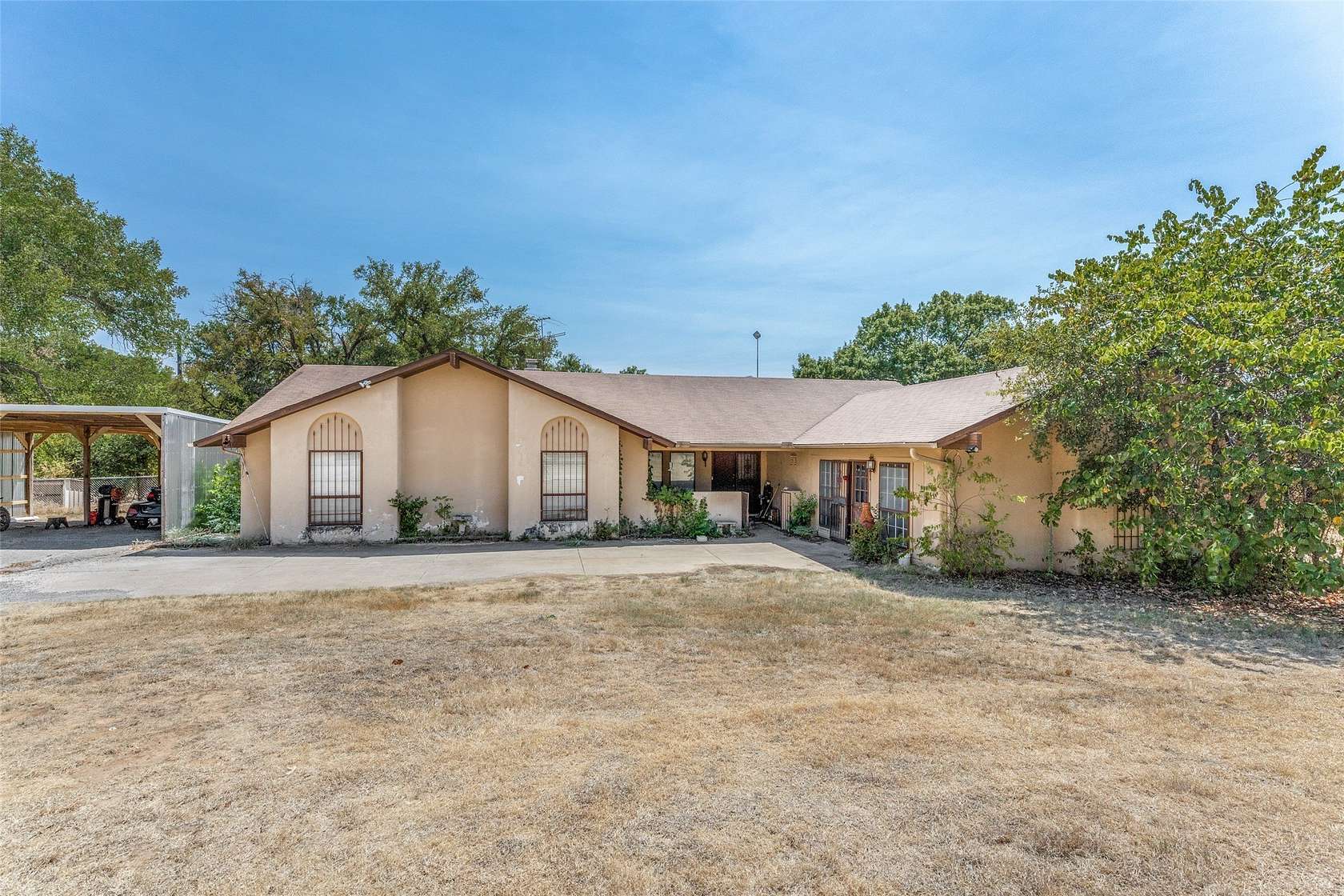 3.48 Acres of Land with Home for Sale in Reno, Texas