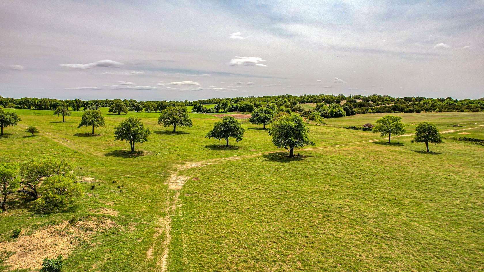 10 Acres of Land for Sale in Poolville, Texas