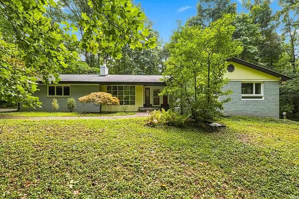 1.89 Acres of Land with Home for Sale in Fort Wayne, Indiana