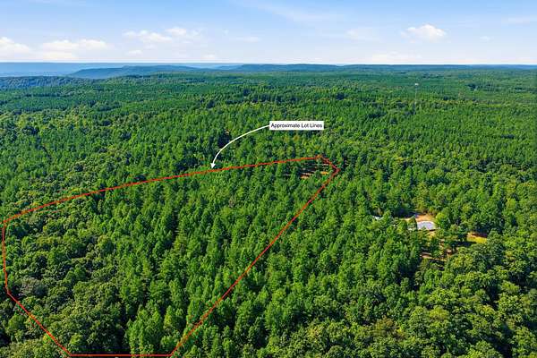 18 Acres of Recreational & Residential Land for Sale in South Pittsburg, Tennessee