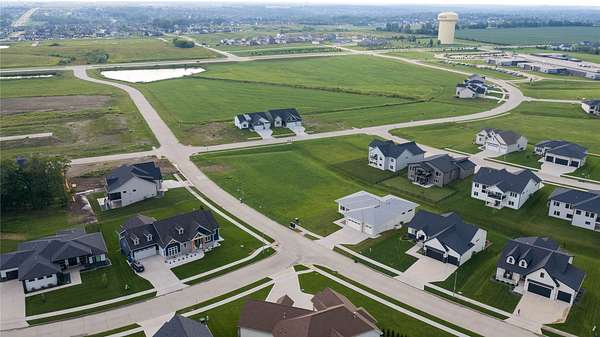 0.37 Acres of Residential Land for Sale in Urbandale, Iowa