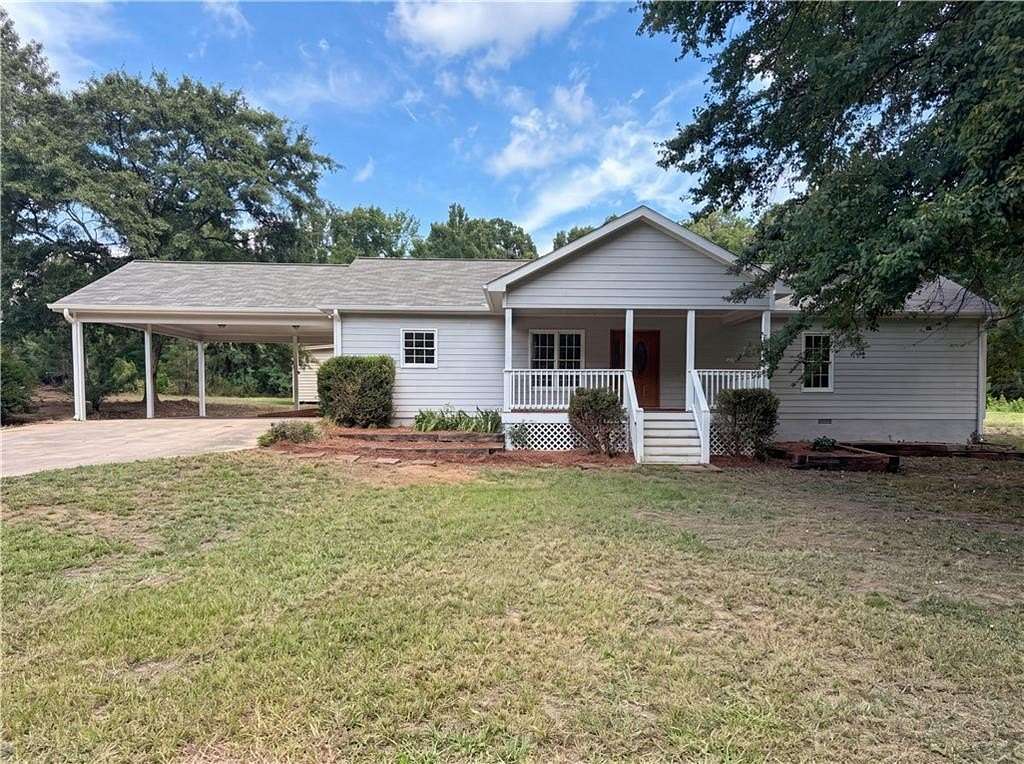 3 Acres of Land with Home for Sale in Lexington, Georgia