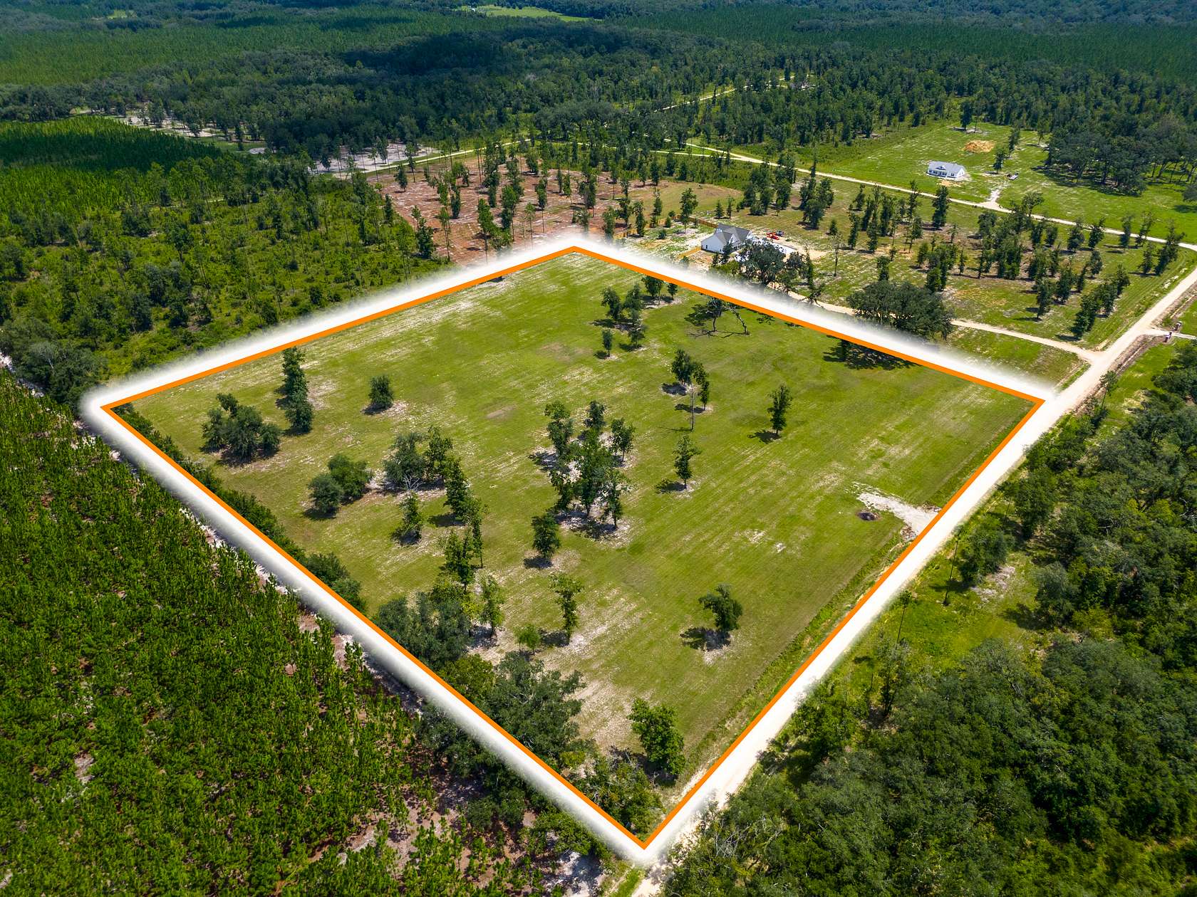 10.1 Acres of Land for Sale in Live Oak, Florida