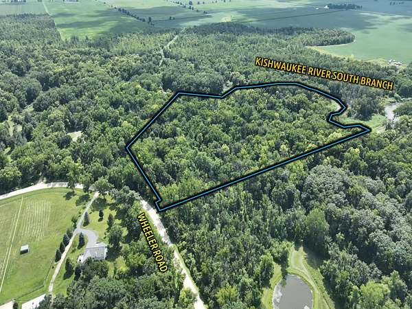 25 Acres of Recreational Land for Sale in Kirkland, Illinois