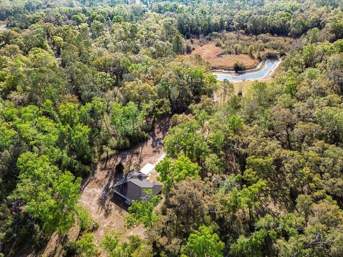 20 Acres of Land with Home for Sale in Old Town, Florida
