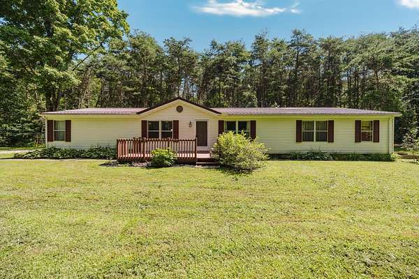 4 Acres of Land with Home for Sale in Junction City, Ohio