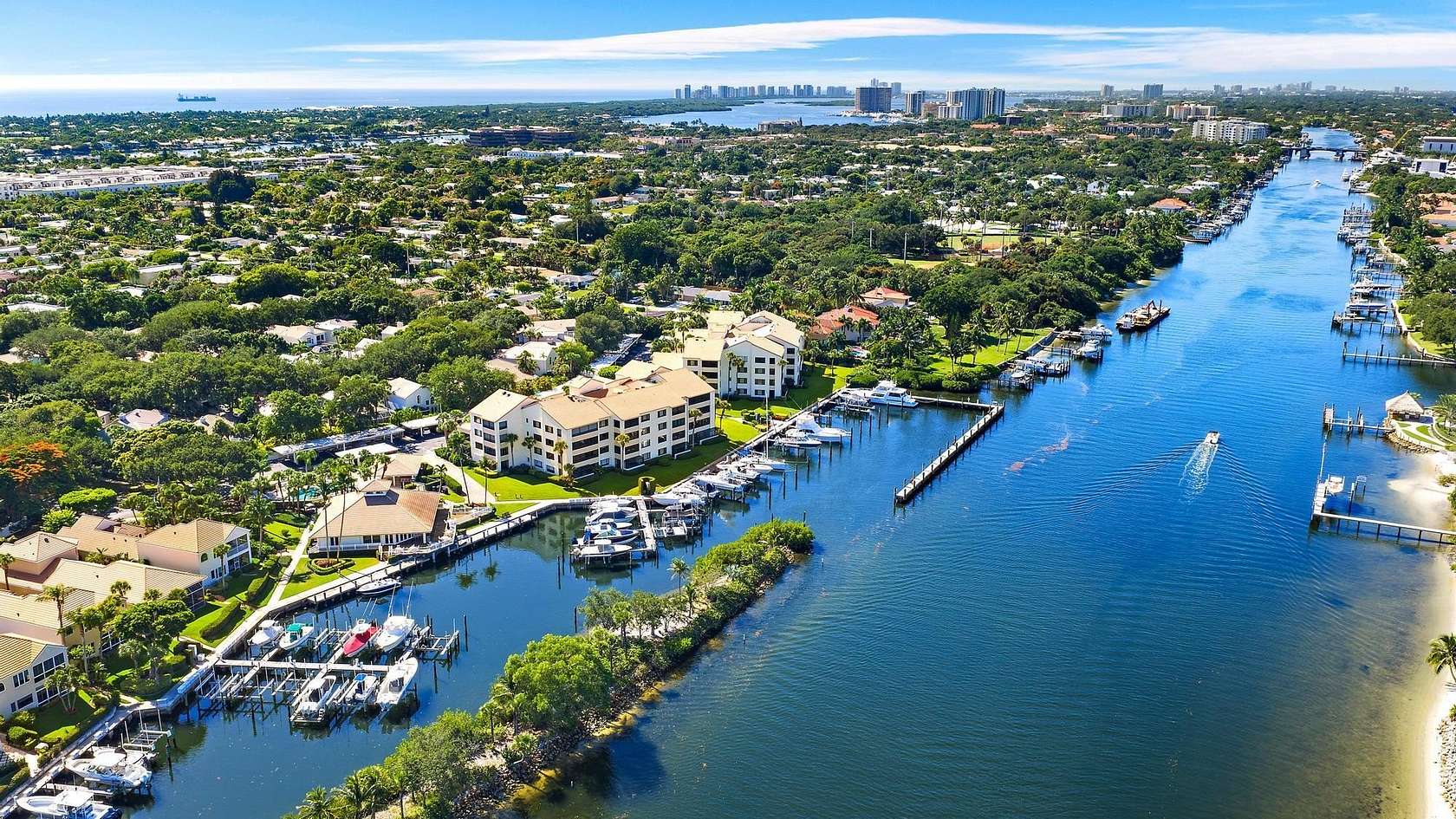 Residential Land for Sale in Juno Beach, Florida