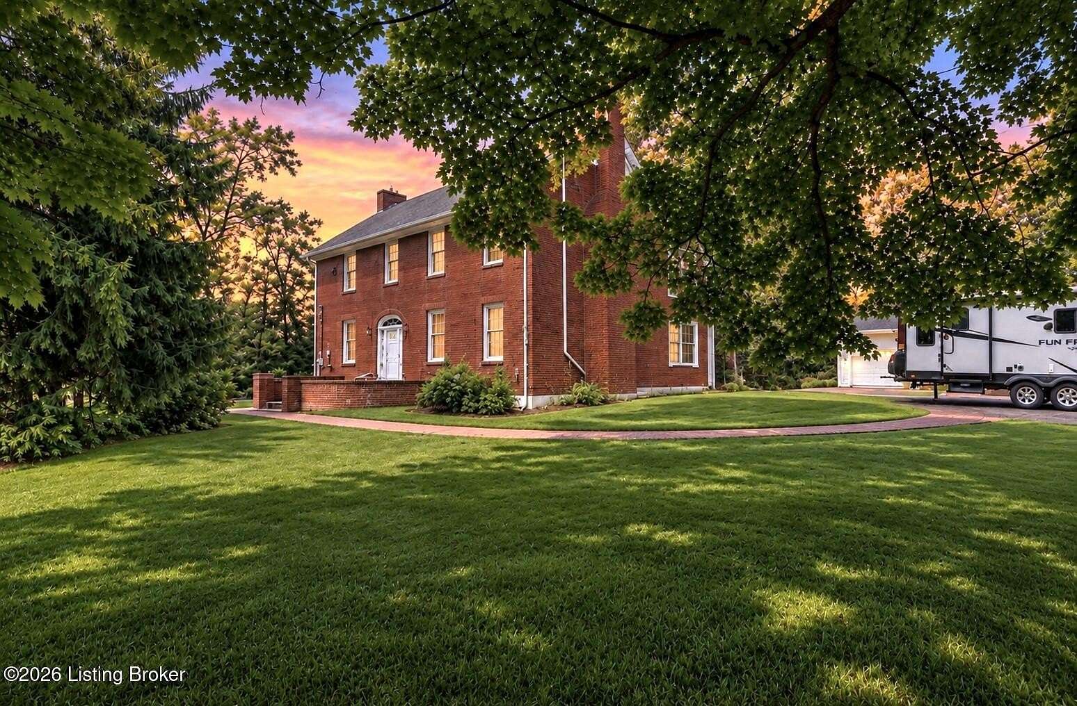 6 Acres of Land with Home for Sale in Shepherdsville, Kentucky