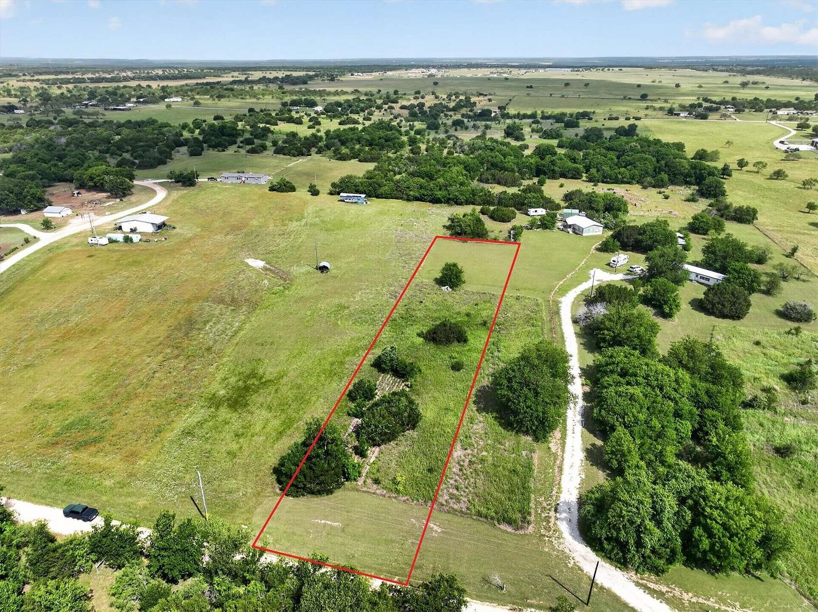 1 Acre of Residential Land for Sale in Blum, Texas