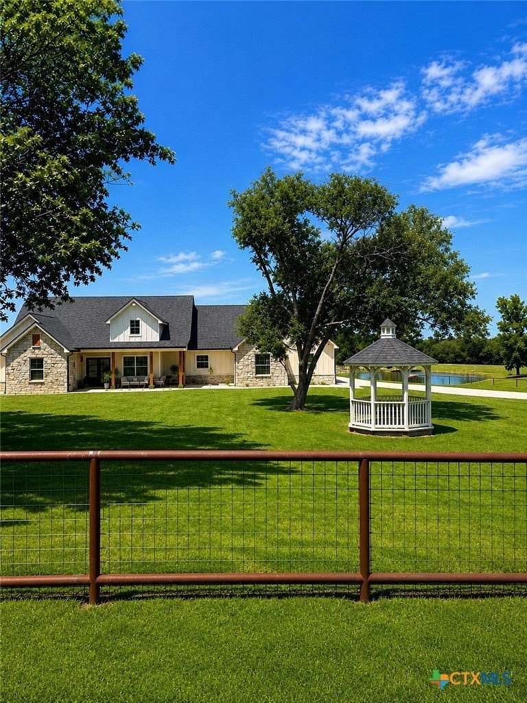 10 Acres of Land with Home for Sale in Temple, Texas