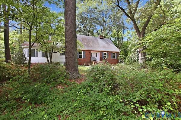1.52 Acres of Land with Home for Sale in Mechanicsville, Virginia