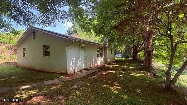 2 Acres of Land with Home for Sale in Friendsville, Tennessee