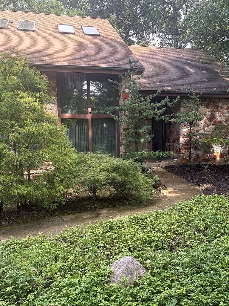 2 Acres of Land with Home for Sale in Coraopolis, Pennsylvania
