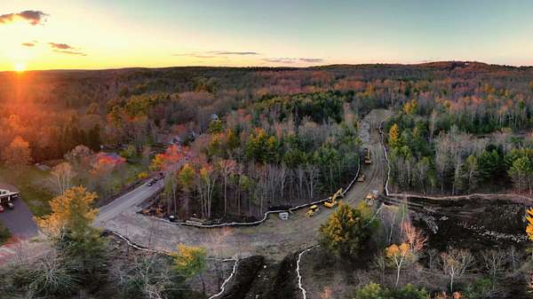2.1 Acres of Land with Home for Sale in Dunbarton Town, New Hampshire