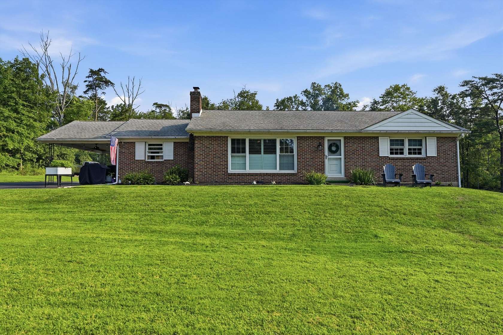 3.23 Acres of Land with Home for Sale in Pennsburg, Pennsylvania