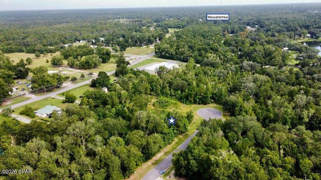 0.5 Acres of Residential Land for Sale in Wewahitchka, Florida