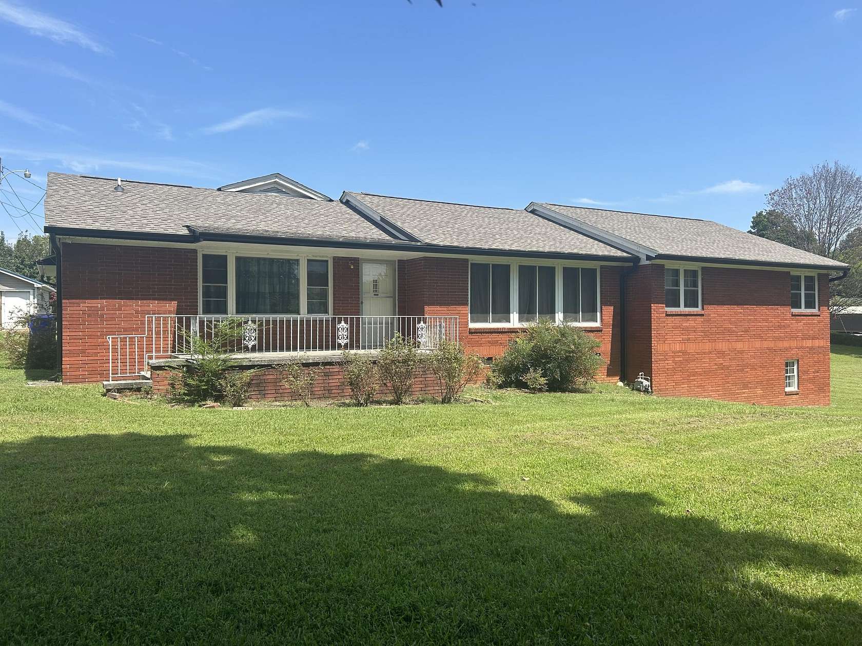 1.5 Acres of Land with Home for Sale in Morristown, Tennessee