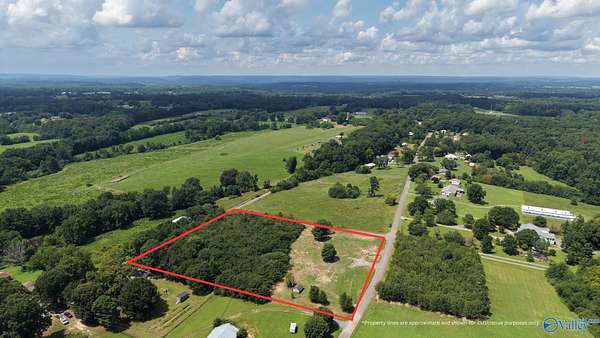 5 Acres of Land for Sale in Arab, Alabama