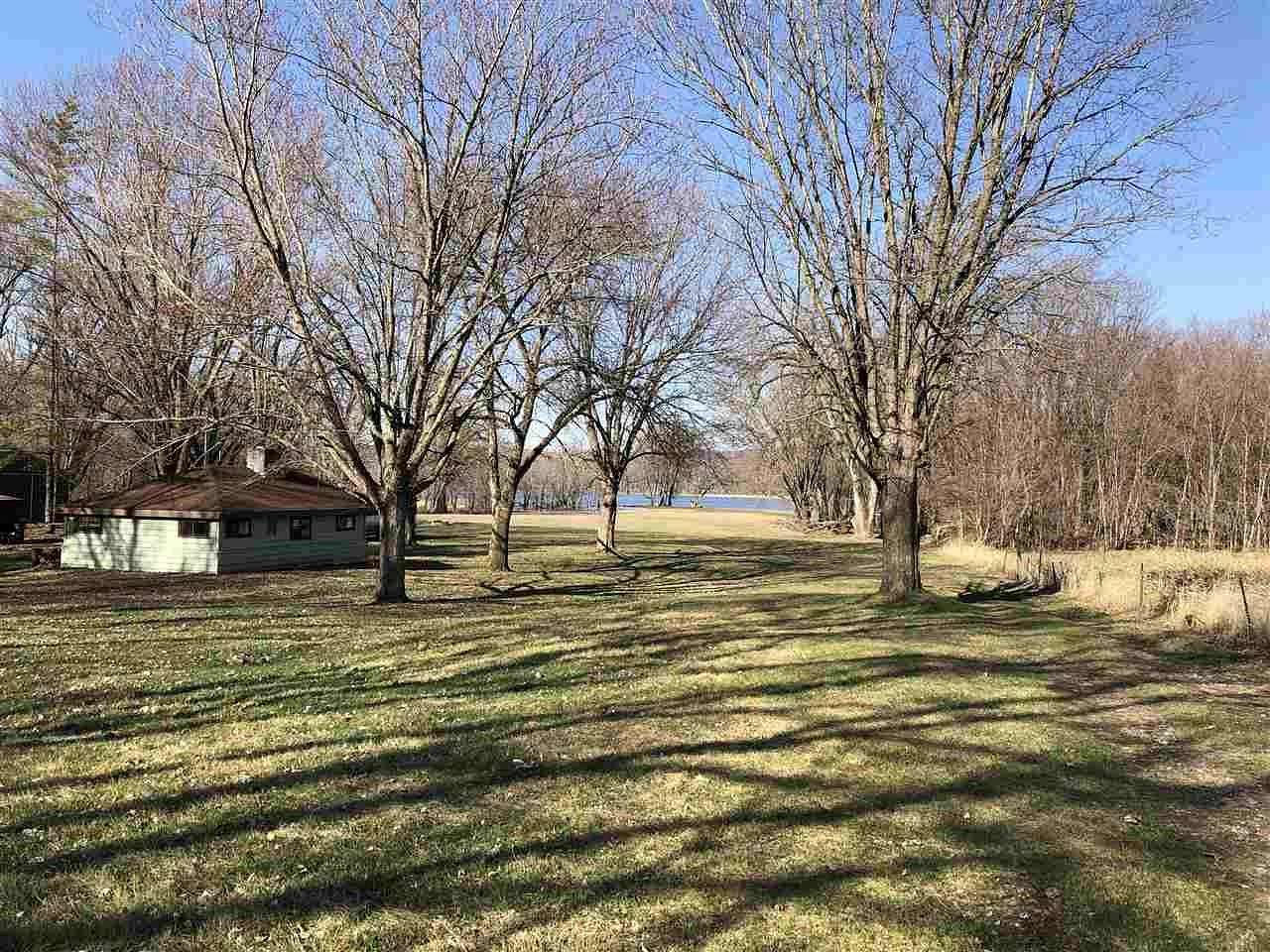 12.8 Acres of Recreational Land with Home for Auction in Prairie du Chien, Wisconsin