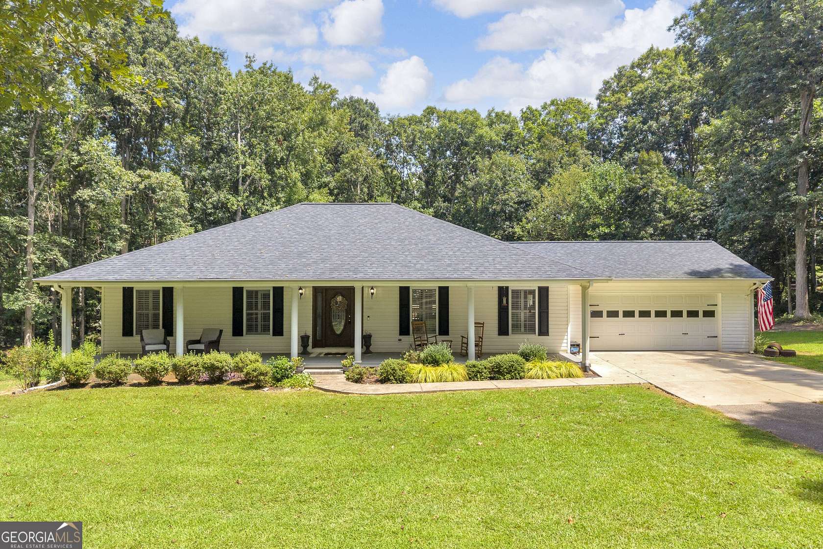 4.79 Acres of Land with Home for Sale in Carnesville, Georgia