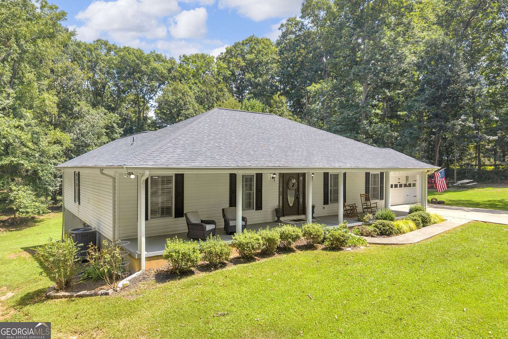 4.79 Acres of Land with Home for Sale in Carnesville, Georgia
