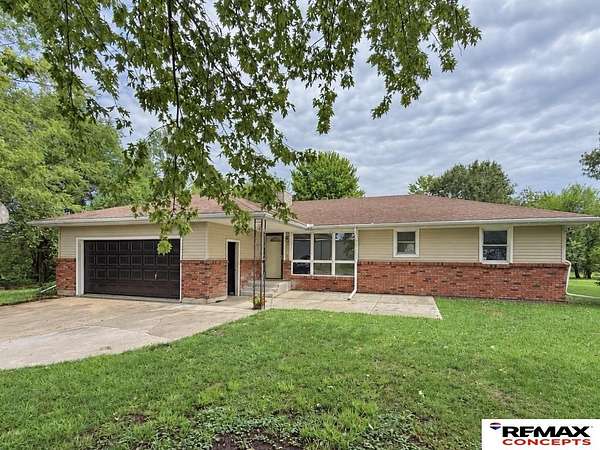 2.48 Acres of Land with Home for Sale in Cortland, Nebraska