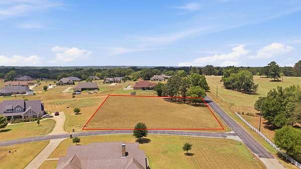 1.26 Acres of Land for Sale in Jacksonville, Texas