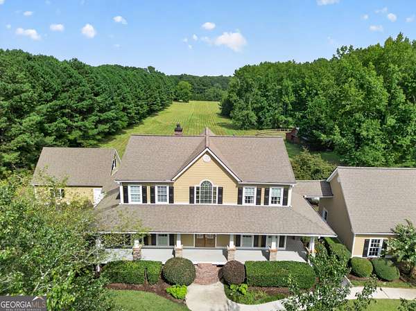10.3 Acres of Land with Home for Sale in Fayetteville, Georgia