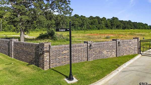 0.59 Acres of Residential Land for Sale in Tyler, Texas