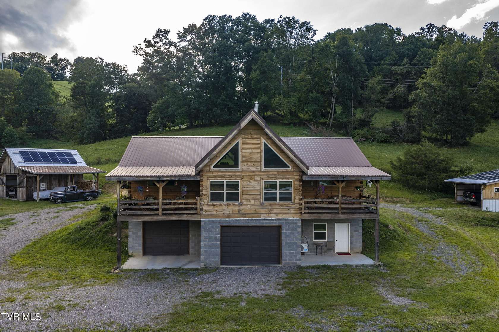 5.49 Acres of Land with Home for Sale in Mountain City, Tennessee