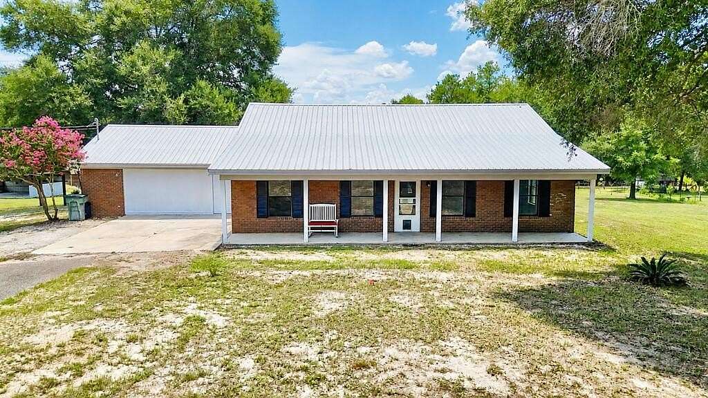 4.5 Acres of Land with Home for Sale in Ozark, Alabama