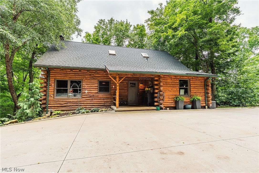 3 Acres of Land with Home for Sale in Dundee, Ohio