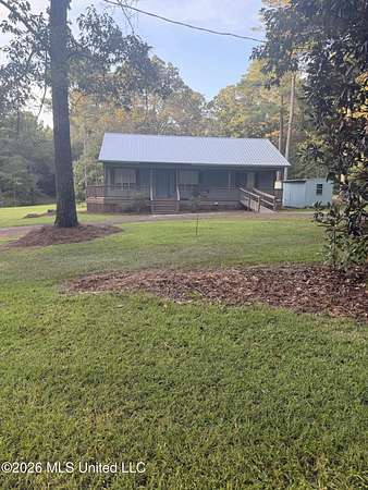 3.25 Acres of Land with Home for Sale in Brandon, Mississippi