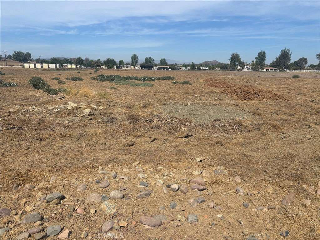 2.5 Acres of Mixed-Use Land for Sale in Winchester, California