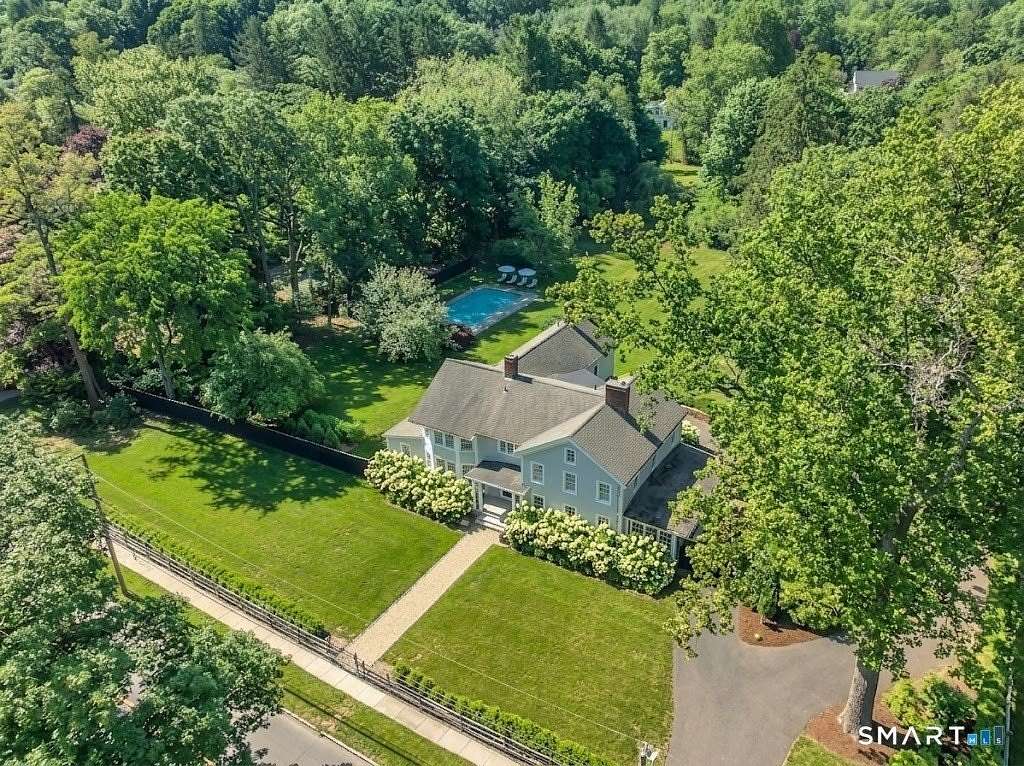 1.86 Acres of Land with Home for Sale in Essex, Connecticut