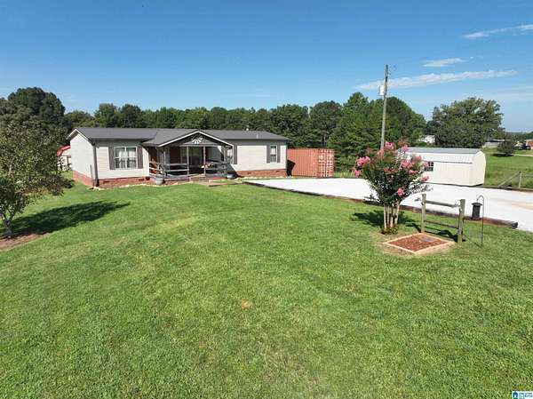 13 Acres of Land with Home for Sale in Roanoke, Alabama