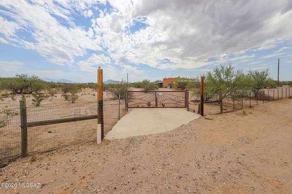 4.88 Acres of Land with Home for Sale in Marana, Arizona