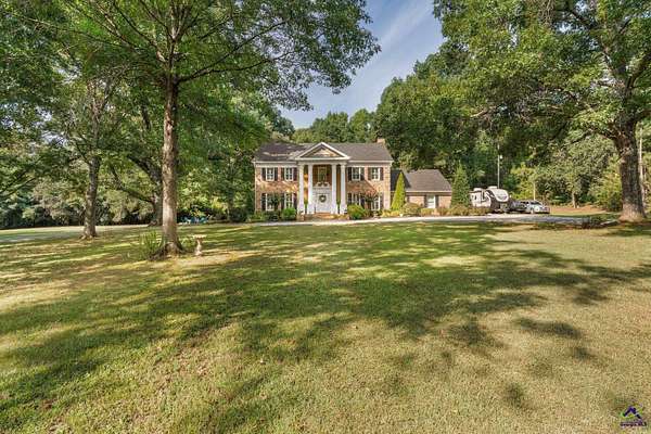 1.76 Acres of Land with Home for Sale in Rutledge, Georgia