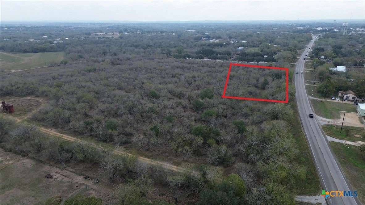 0.82 Acres of Mixed-Use Land for Sale in Luling, Texas