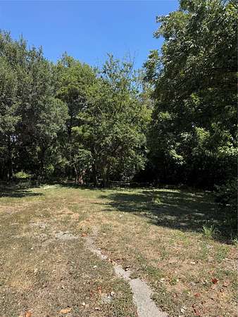 1.45 Acres of Residential Land for Sale in Woodway, Texas