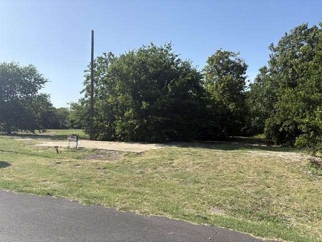 0.86 Acres of Land for Sale in Red Oak, Texas