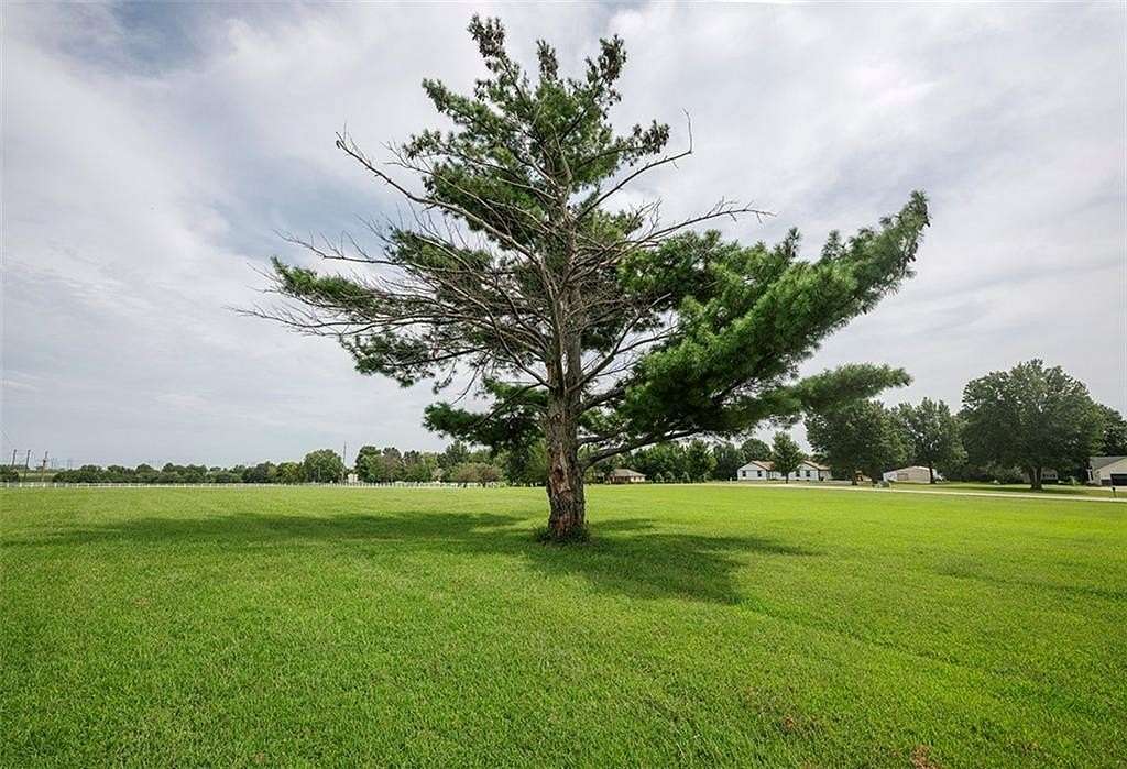 2.7 Acres of Residential Land for Sale in Harrisonville, Missouri
