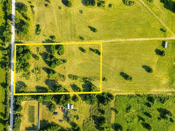 2 Acres of Land for Sale in Whitney, Texas