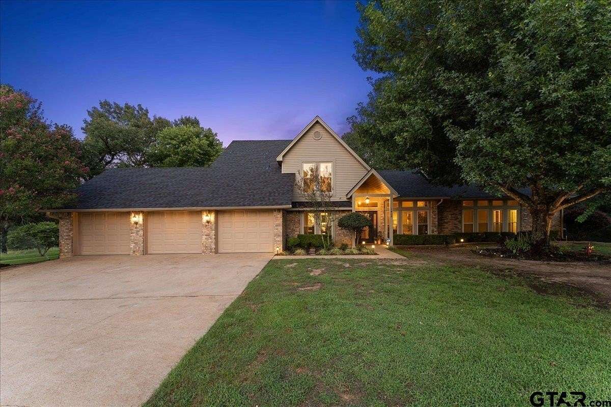 1.8 Acres of Land with Home for Sale in Gladewater, Texas