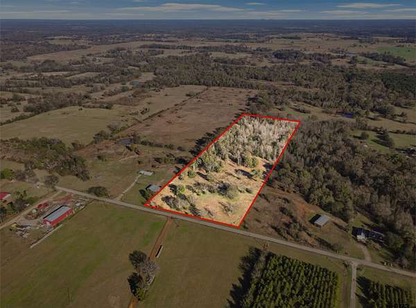 14.2 Acres of Land for Sale in Mount Pleasant, Texas