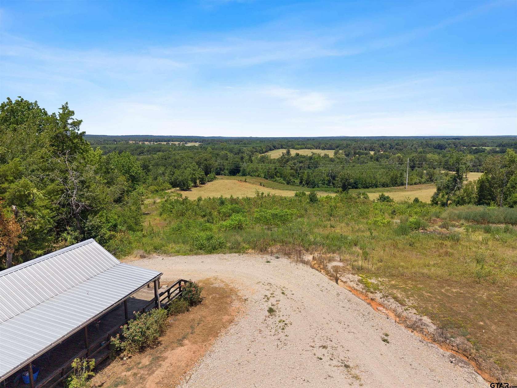 9.77 Acres of Residential Land for Sale in Jacksonville, Texas
