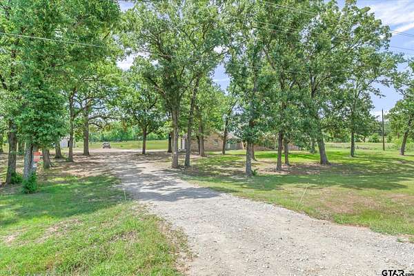 11.4 Acres of Land with Home for Sale in Canton, Texas