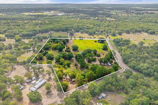 11.7 Acres of Land with Home for Sale in Palestine, Texas