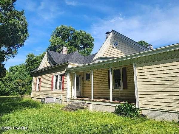 1.77 Acres of Land with Home for Sale in Kinston, North Carolina